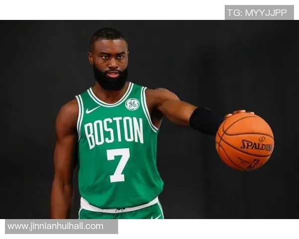 杰伦布朗谈球队现状强调未来潜力与成长空间仍需努力 杰伦布朗谈球队现状强调未来潜力与成长空间仍需努力