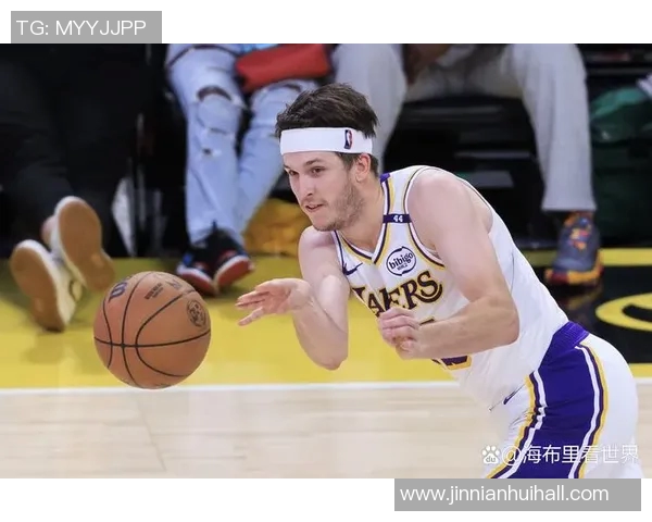 湖人曾计划报价里夫斯四年一亿马刺休赛期将重启追逐战 湖人曾计划报价里夫斯四年一亿马刺休赛期将重启追逐战